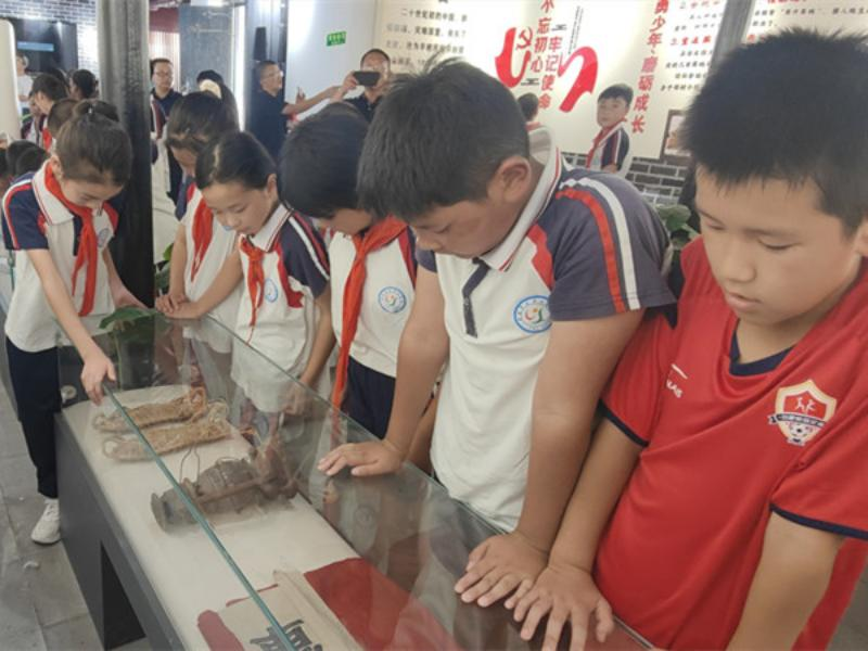 图片2.png 图片2.png