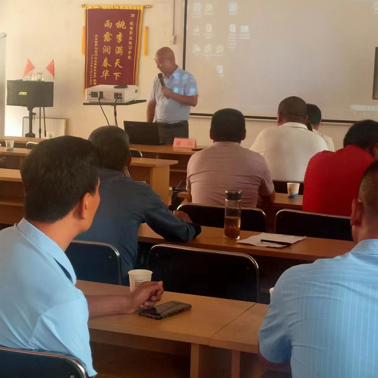 图片9.png 图片9.png